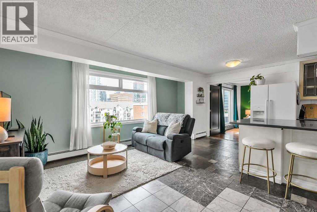 Apartment for Sale in 605, 128 15 Avenue SW|Calgary, Alberta T2R0R5