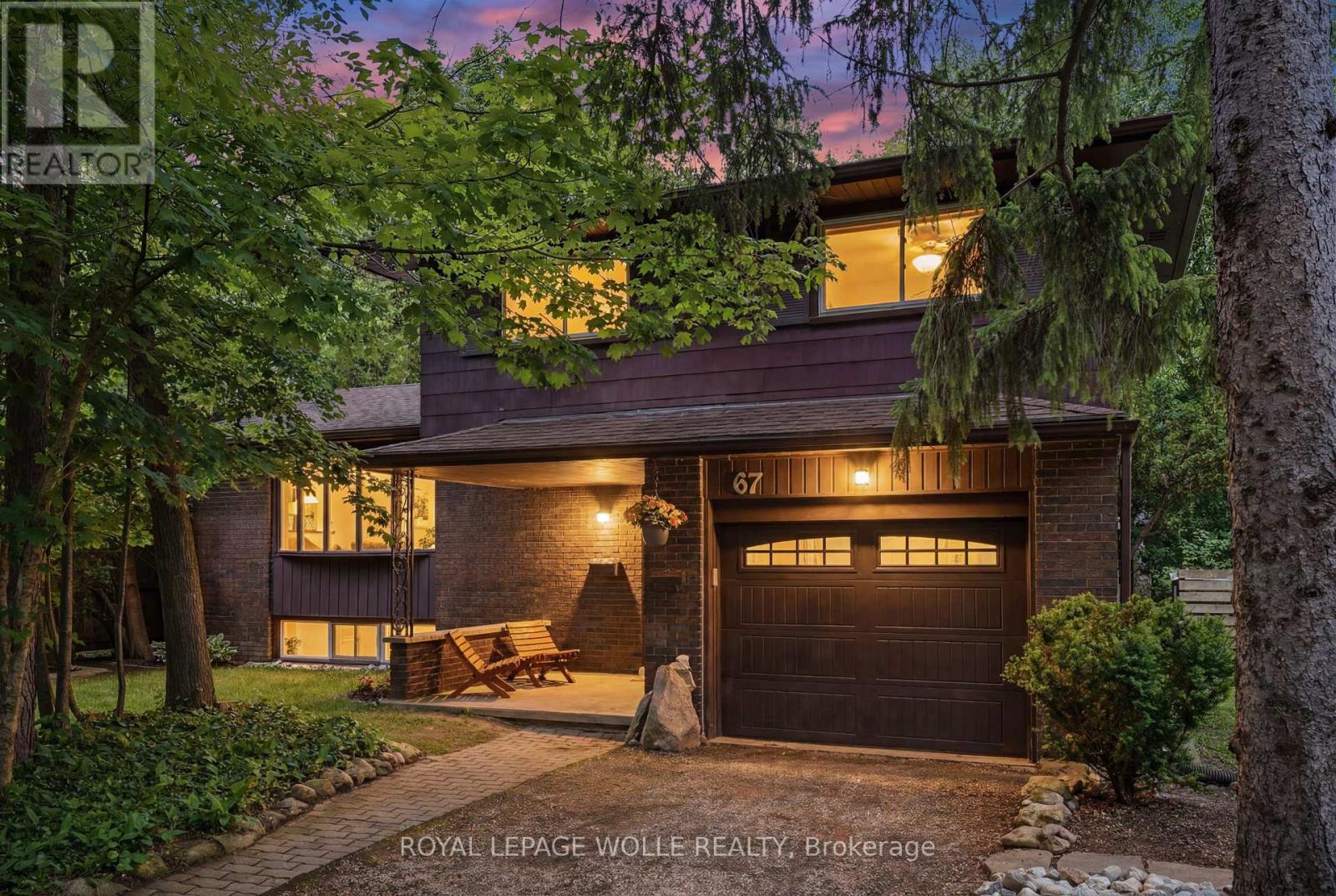 67 LONGWOOD DRIVE, Waterloo, Ontario N2L4B6