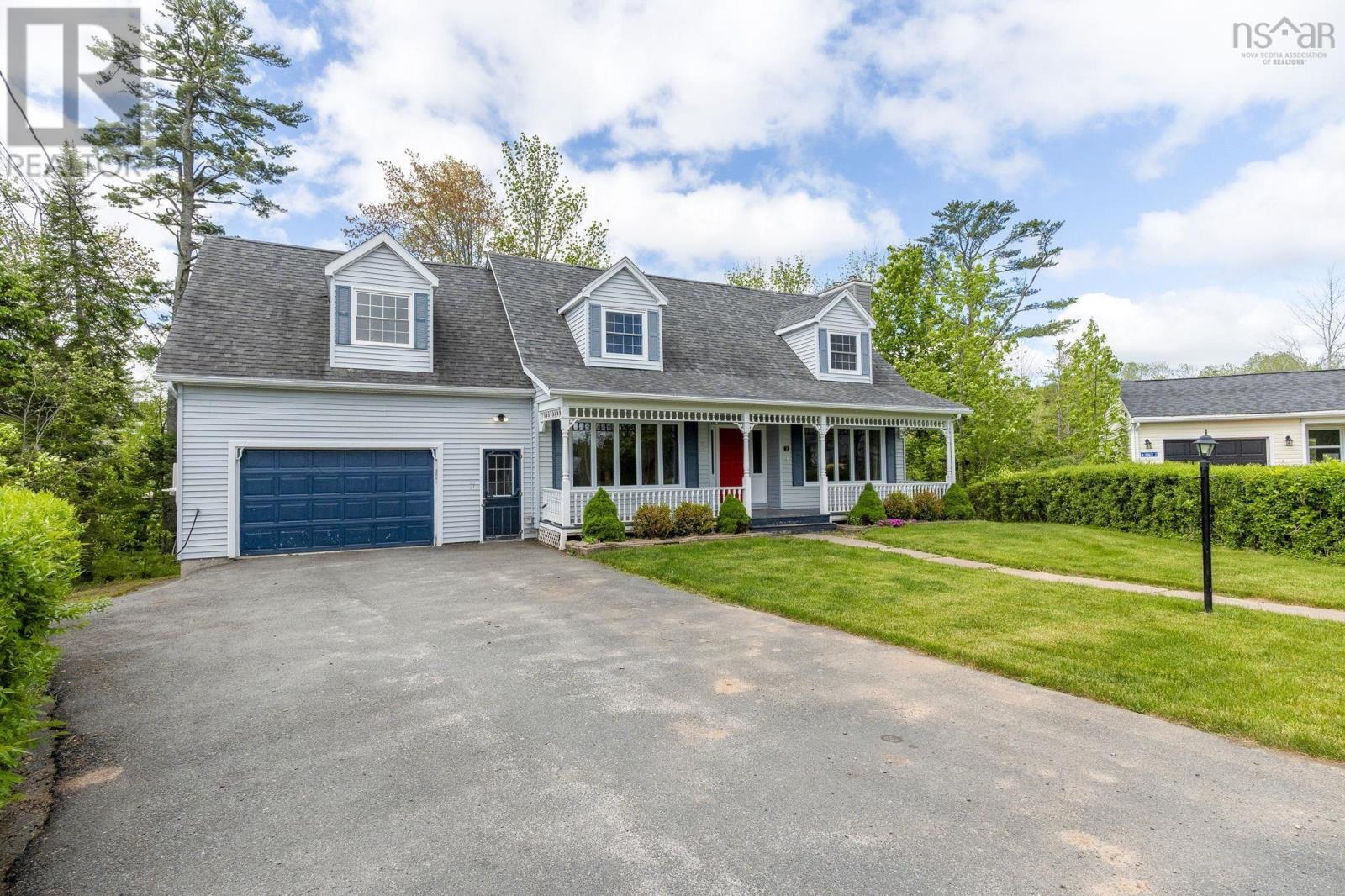 3 Parker Place Crescent