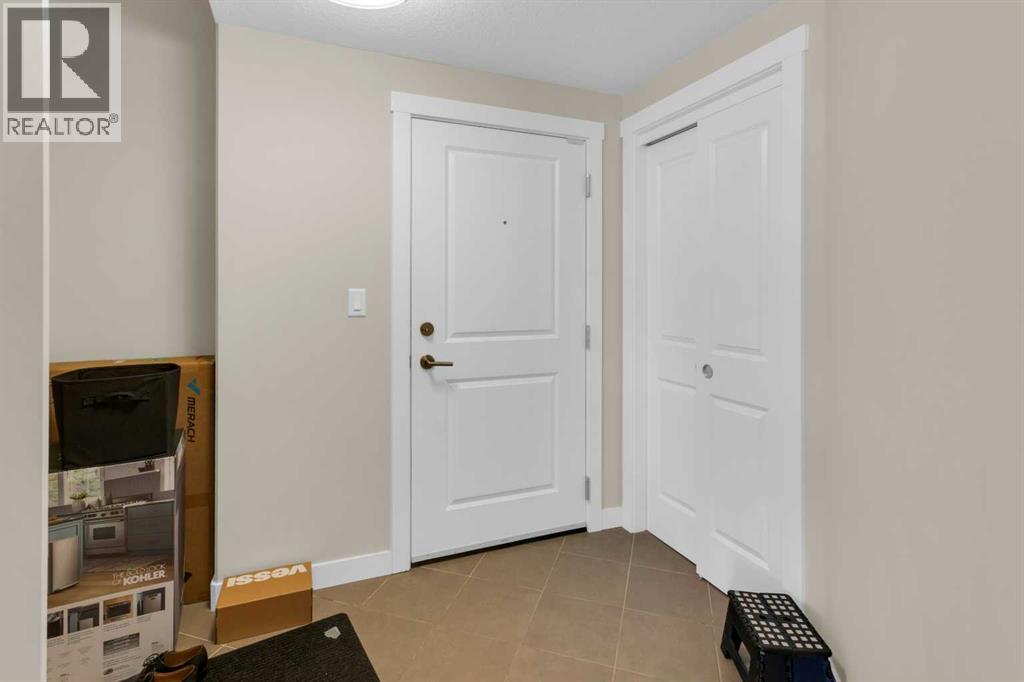Apartment for Sale in 507, 32 Varsity Estates Circle NW|Calgary, Alberta T3A2Y1 2