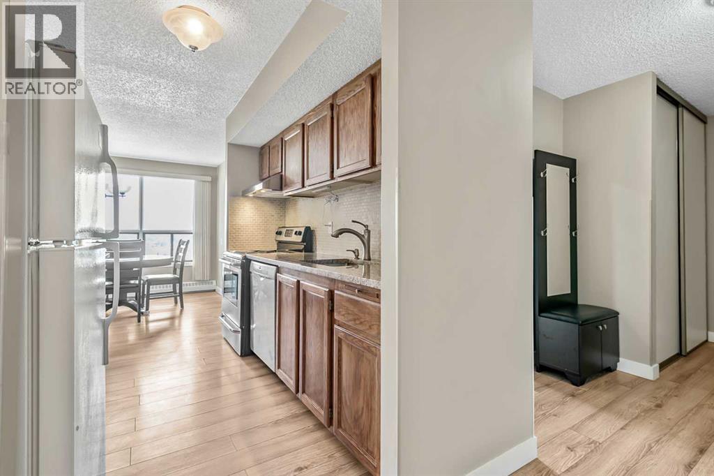 Apartment for Sale in 1107, 9800 Horton Road SW|Calgary, Alberta T2V5B5 5