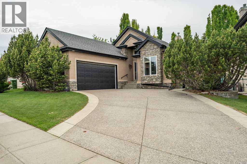 House for Sale in 123 Valley Creek Road NW|Calgary, Alberta T3B5W7