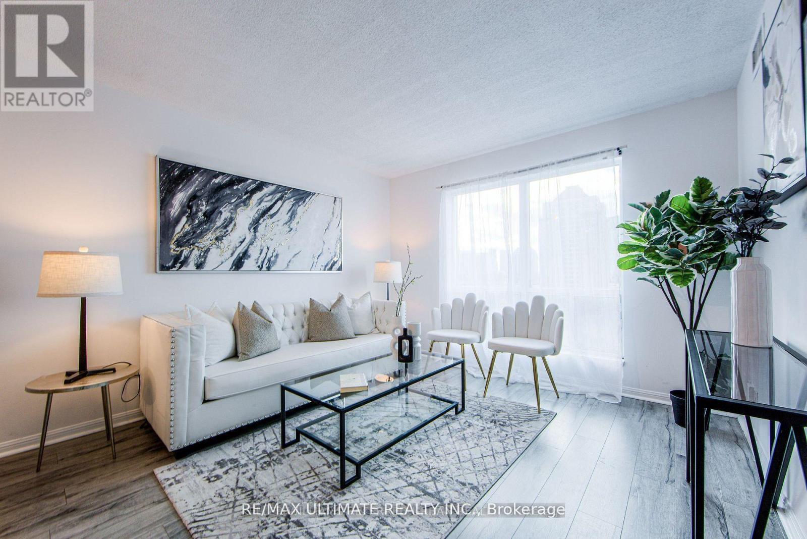 For rent: 703 - 11 LEE CENTRE DRIVE, Toronto (Woburn), Ontario
