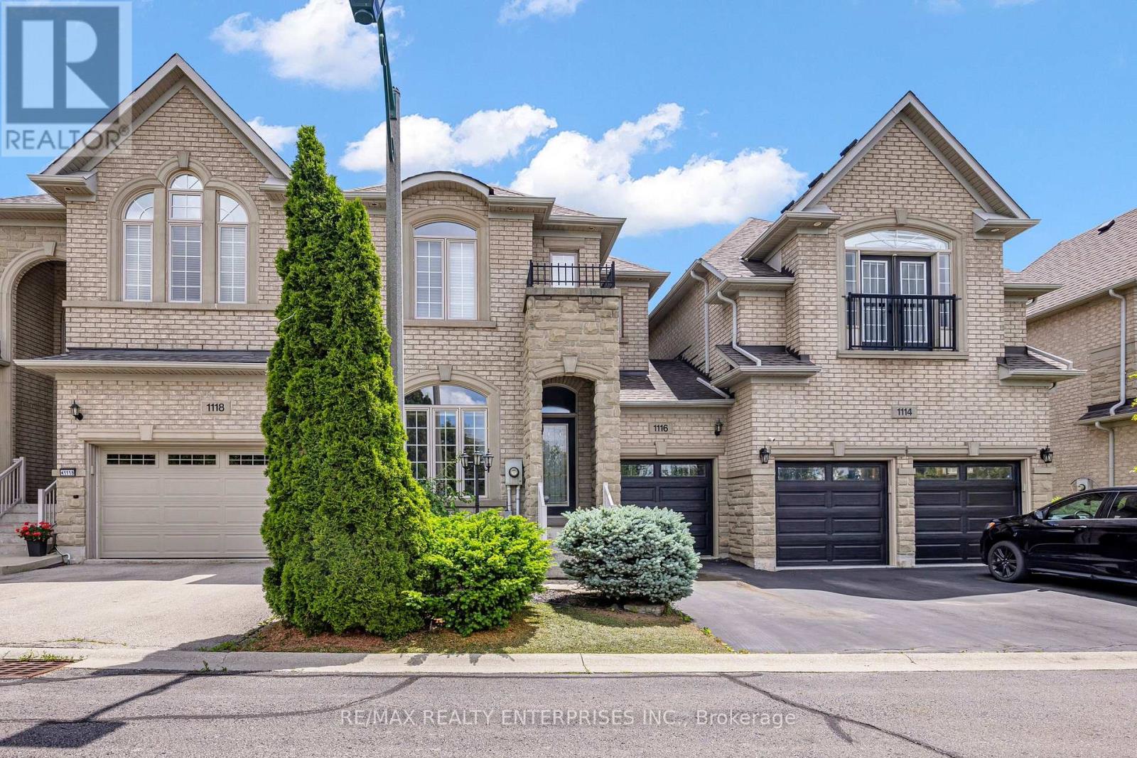 Row / Townhouse for Sale in 1116 WOODINGTON LANE|Oakville (JC Joshua Creek), Ontario L6H7T9 2