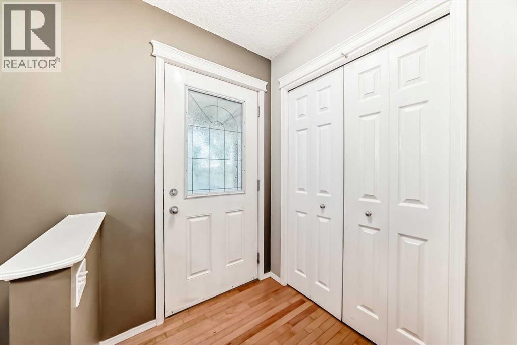 House for Sale in 189 Copperstone Circle SE|Calgary, Alberta T2Z0G8 4