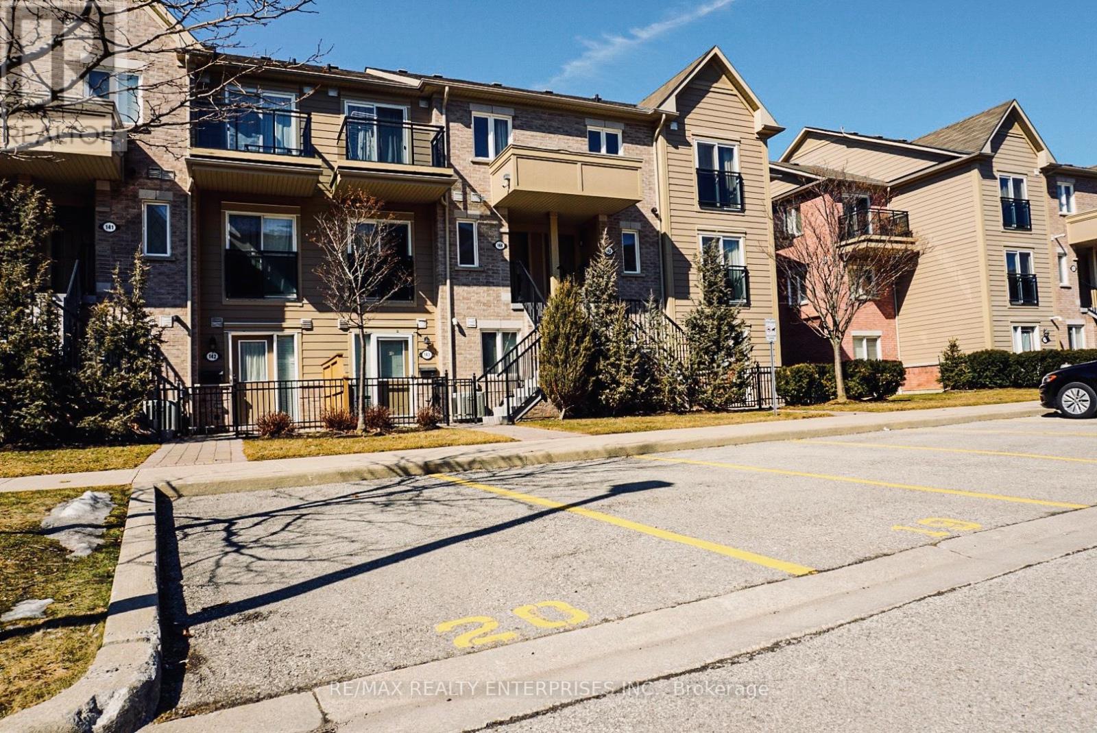 Row / Townhouse for Sale in 145 - 4975 SOUTHAMPTON DRIVE|Mississauga (Churchill Meadows), Ontario L5M8C8