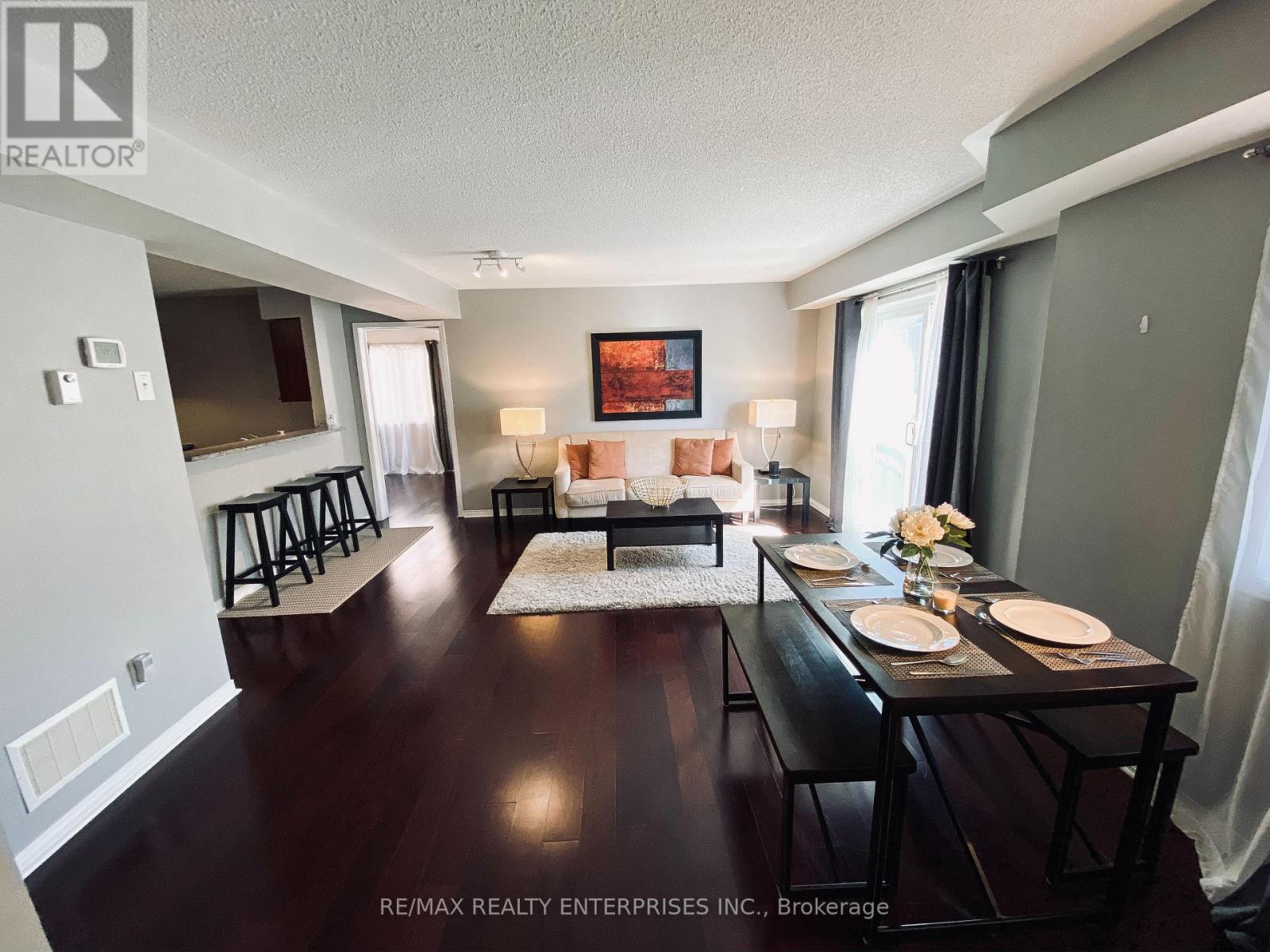Row / Townhouse for Sale in 145 - 4975 SOUTHAMPTON DRIVE|Mississauga (Churchill Meadows), Ontario L5M8C8 3