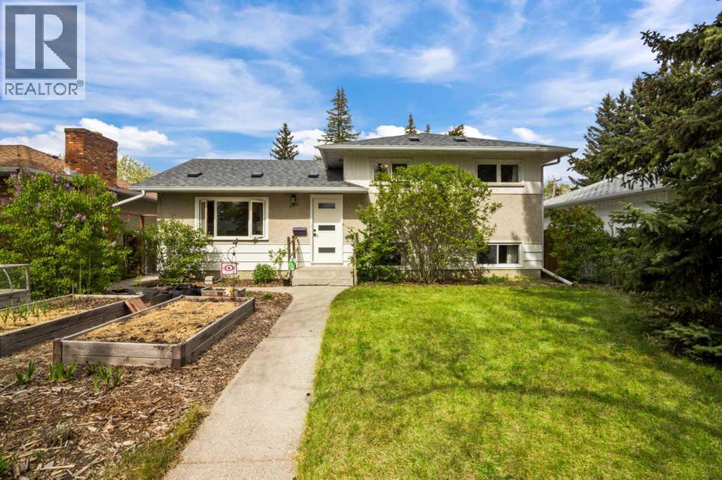 House for Sale in 2716 Brecken Road NW|Calgary, Alberta T2L1H3