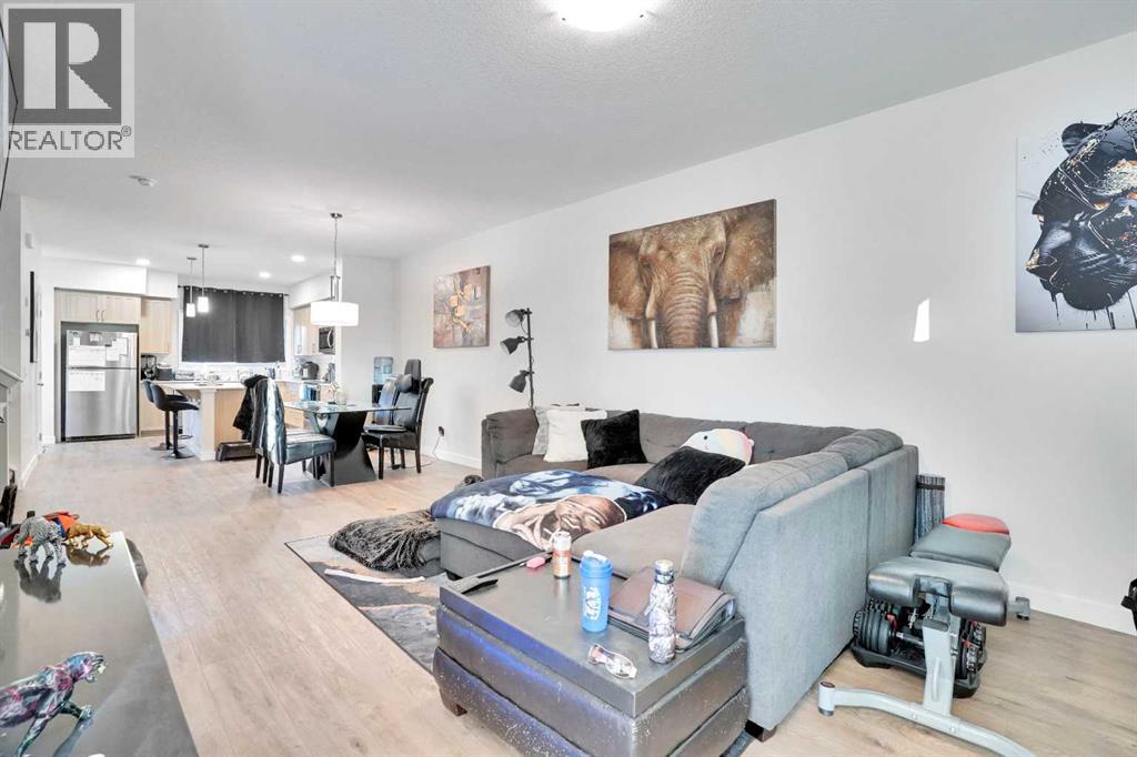 Duplex for Sale in 514 Wolf Willow Boulevard SE|Calgary, Alberta T2X5P7 4
