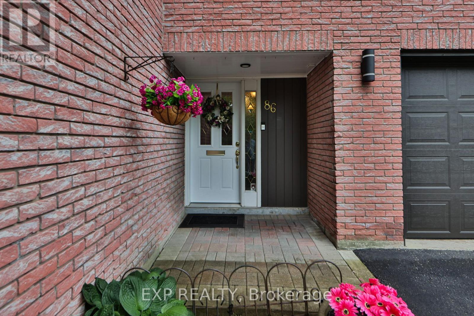 Row / Townhouse for Sale in 86 - 2145 SHEROBEE ROAD|Mississauga (Cooksville), Ontario L5A3G8 3