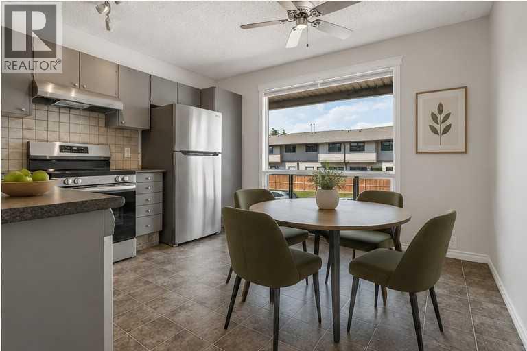 Row / Townhouse for Sale in 25, 5019 46 Avenue SW|Calgary, Alberta T3E6R1 5