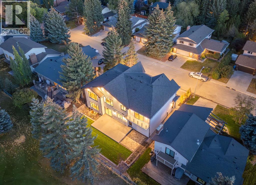 House for Sale in 620 Varsity Estates Crescent NW|Calgary, Alberta T3B3C3 3