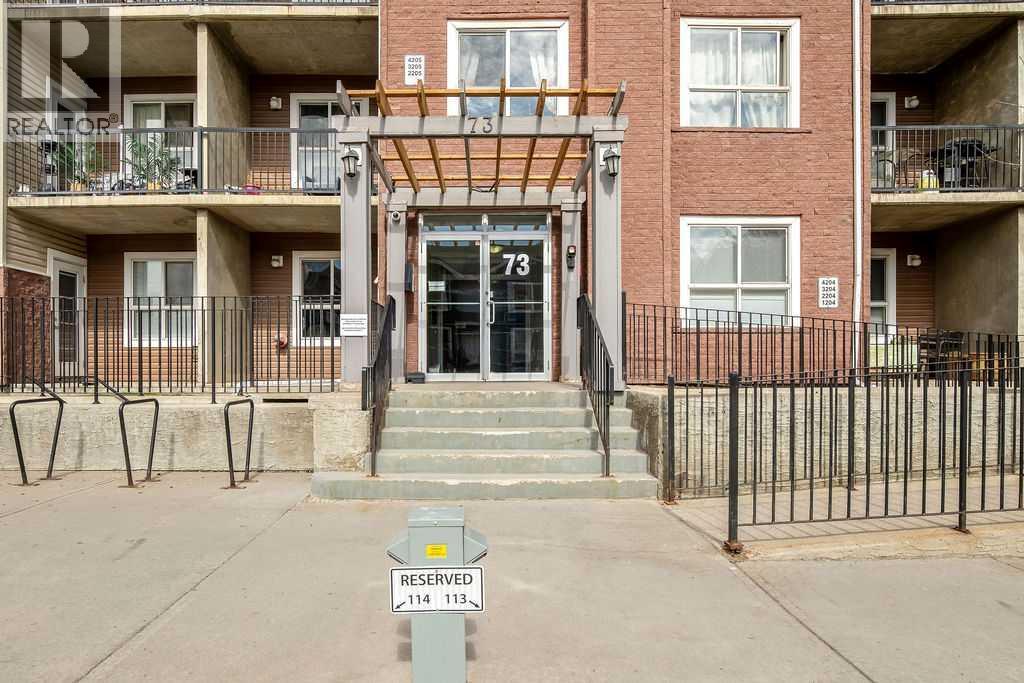 Apartment for Sale in 4301, 73 Erin Woods Court SE|Calgary, Alberta t2b3v2 2