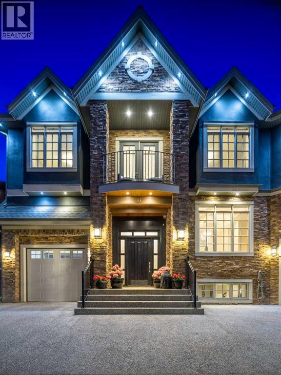House for Sale in 11 Elveden Place SW|Calgary, Alberta T3H0L1 2