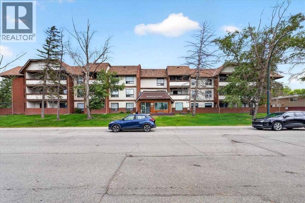 Apartment for Sale in 203, 1712 38 Street SE|Calgary, Alberta T2A1H1