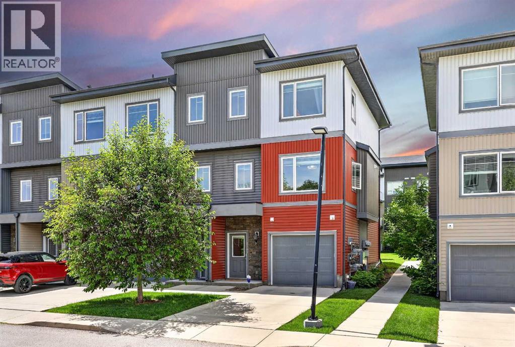 Row / Townhouse for Sale in 3101, 5305 32 Avenue SW|Calgary, Alberta T3E8A2