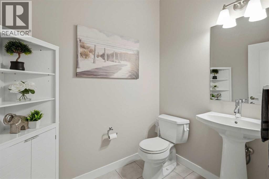 House for Sale in 236 Auburn Springs Close SE|Calgary, Alberta T3M1L7 5
