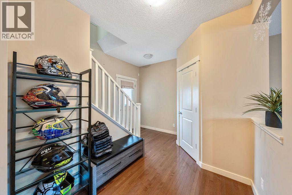 House for Sale in 1625 Copperfield Boulevard SE|Calgary, Alberta T2Z0L2 4