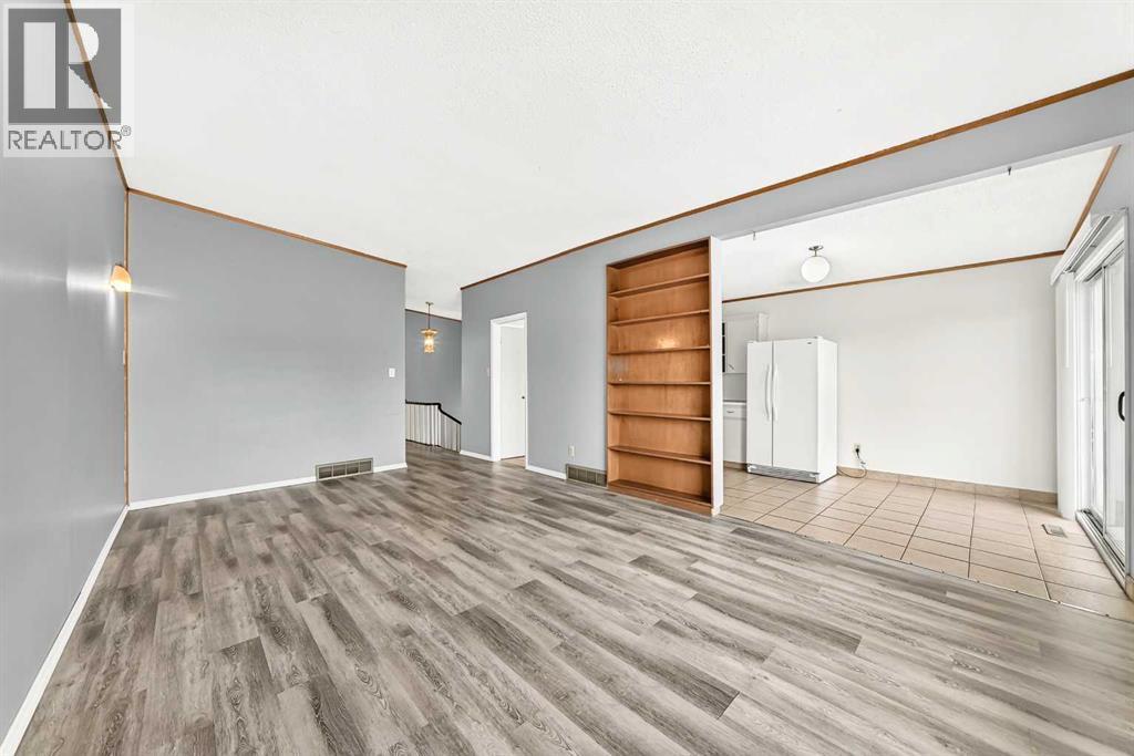 Duplex for Sale in 6329 Centre Street NW|Calgary, Alberta T2K0V3 4