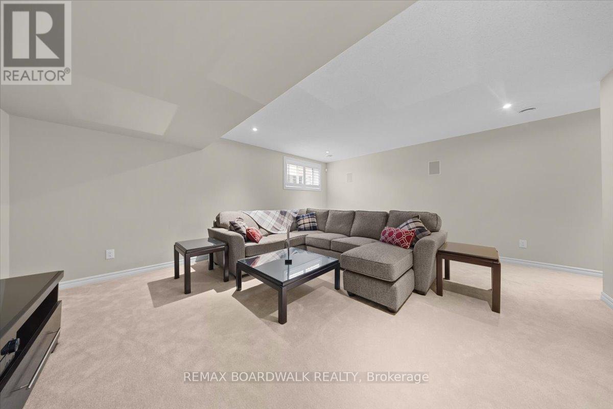 渥太华Riverside South 3卧3卫联排别墅，转角地块，超$10万升级 - 48