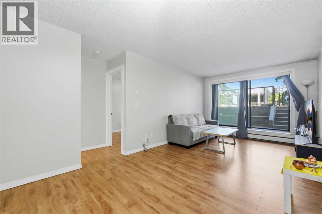 Apartment for Sale in 102, 611 67 Avenue SW|Calgary, Alberta T2V0M3 3