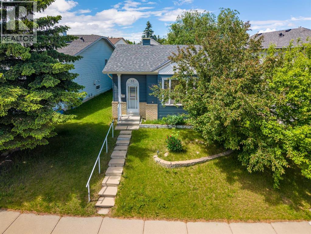 House for Sale in 52 Covington Road NE|Calgary, Alberta T3X4A7 5