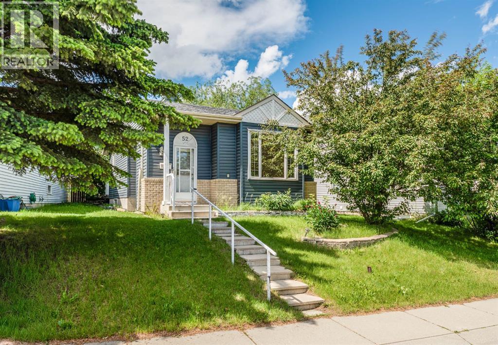 House for Sale in 52 Covington Road NE|Calgary, Alberta T3X4A7