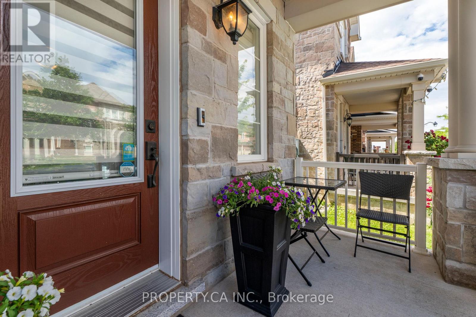 Row / Townhouse for Sale in 134 KAITTING TRAIL|Oakville (GO Glenorchy), Ontario L6M5K8 4