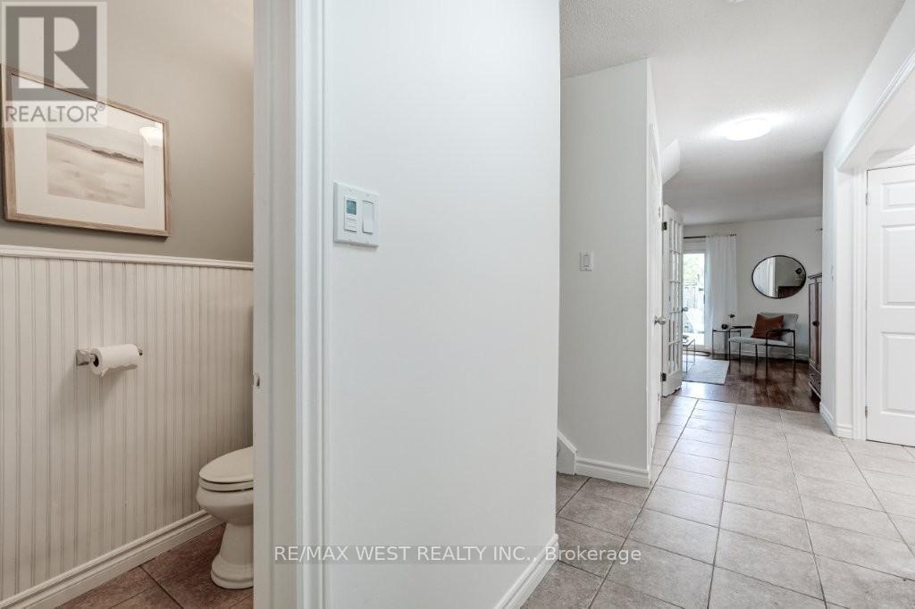 Row / Townhouse for Sale in 41 - 6240 MONTEVIDEO ROAD|Mississauga (Meadowvale), Ontario L5N2N7 2
