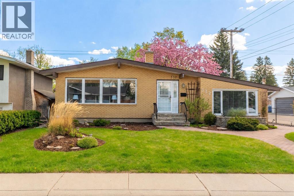 House for Sale in 332 Wascana Crescent SE|Calgary, Alberta T2J1H5