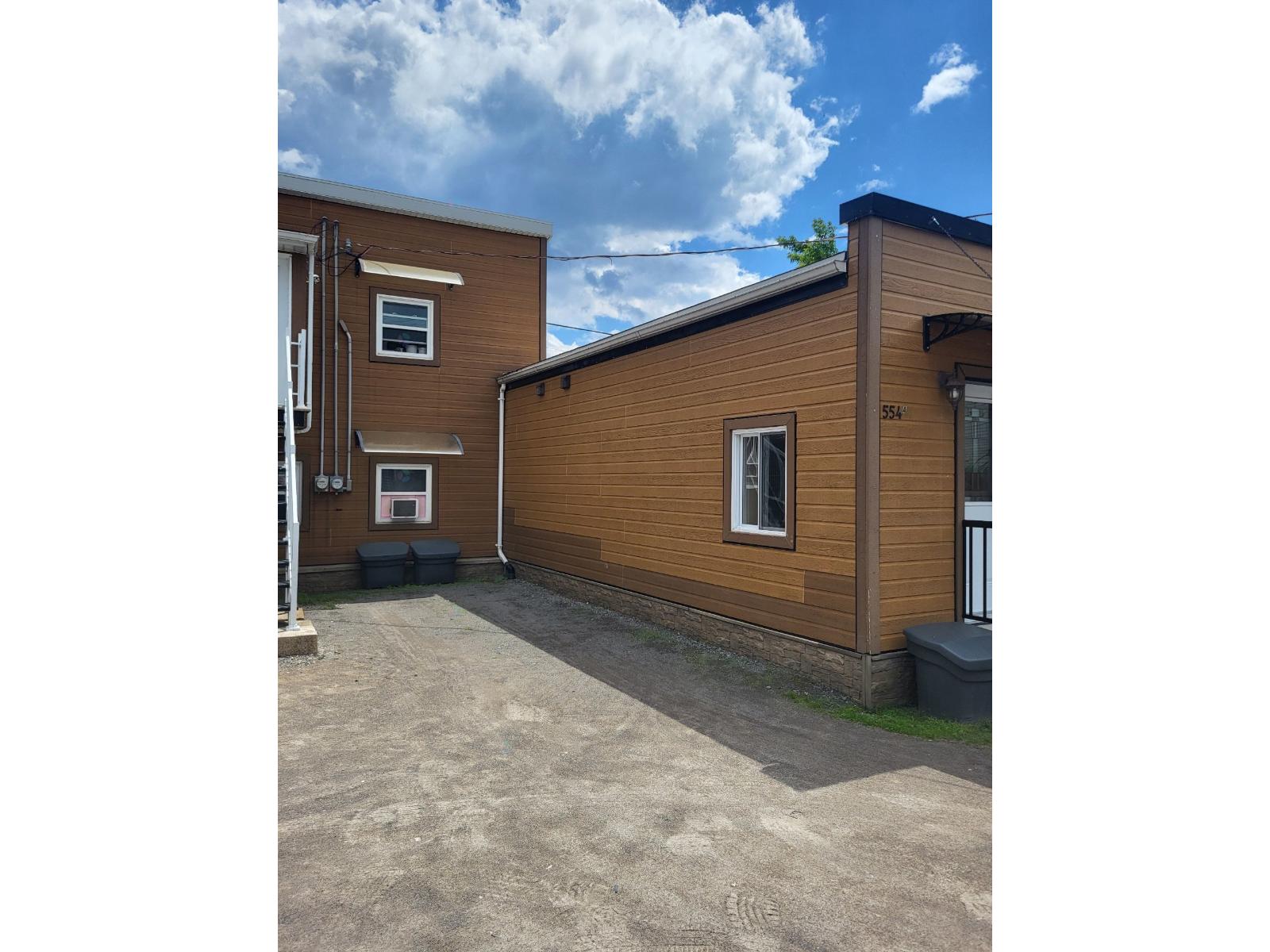 For rent: 550-556 Av. George-V, #554A, Montréal (Lachine), Quebec