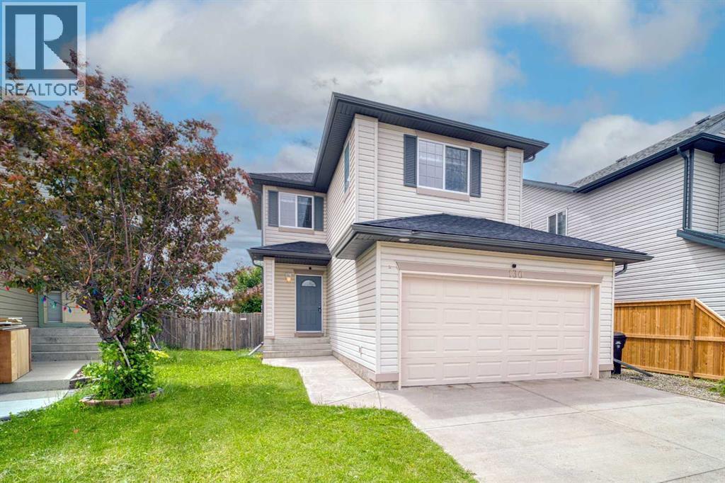 House for Sale in 130 Somerglen Way SW|Calgary, Alberta T2Y4B2 4