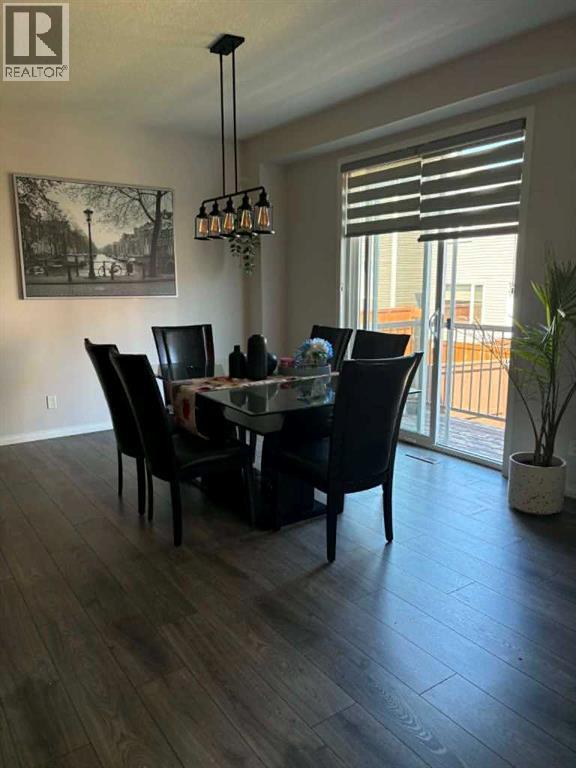 House for Sale in 46 Cityside Gardens NE|Calgary, Alberta T3N1J2 3