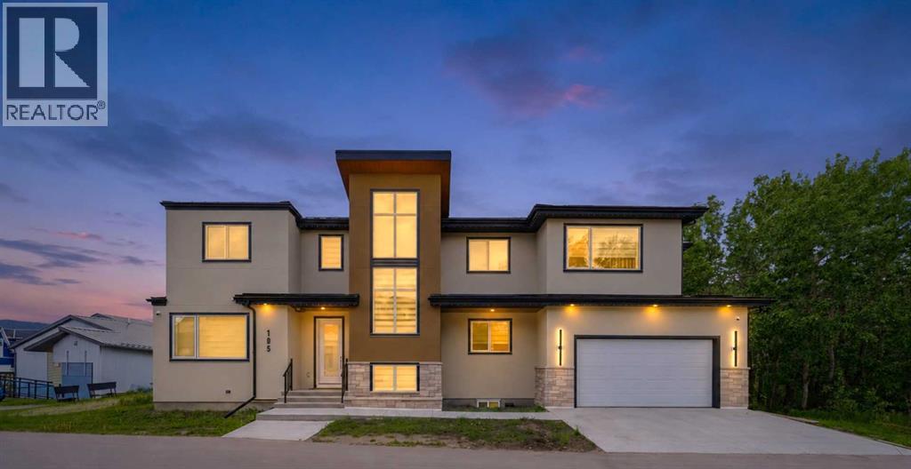 House for Sale in 105 Rockhaven Green NW|Calgary, Alberta T3G0C5