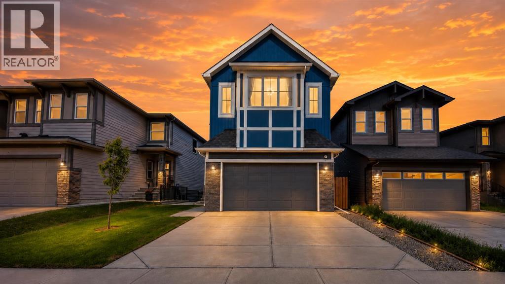 House for Sale in 132 Belvedere Drive SE|Calgary, Alberta T2A7G1