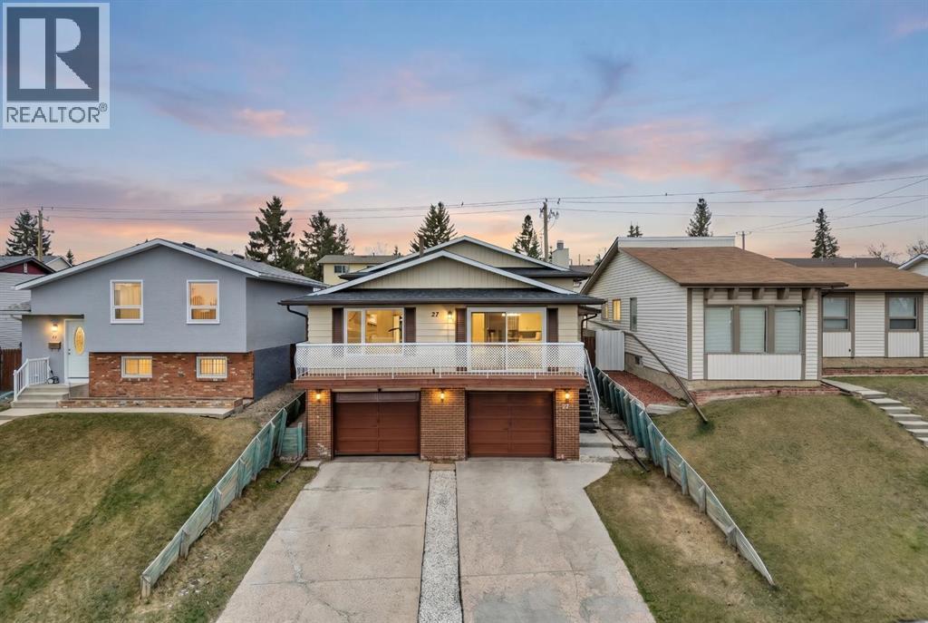 House for Sale in 27 Beddington Road NE|Calgary, Alberta T3K1N7
