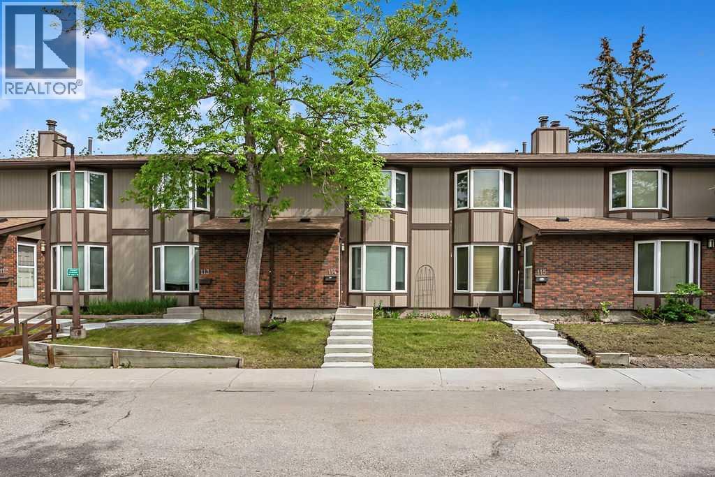 Row / Townhouse for Sale in 114, 6103 Madigan Drive NE|Calgary, Alberta T2A5K9 2