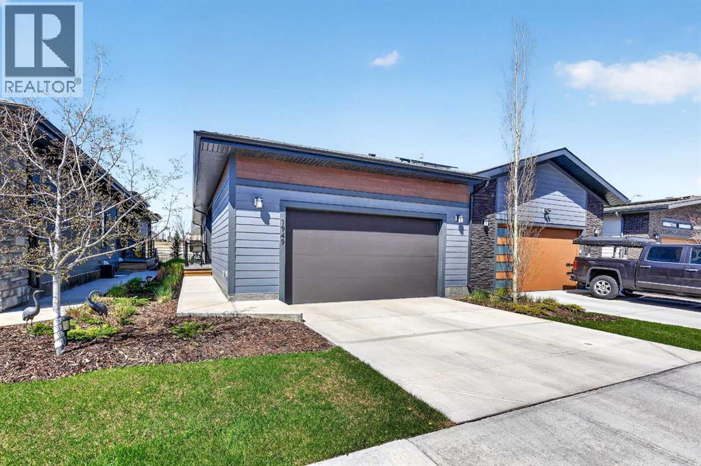 Duplex for Sale in 1949 Mahogany Boulevard SE|Calgary, Alberta T3M3P4 4