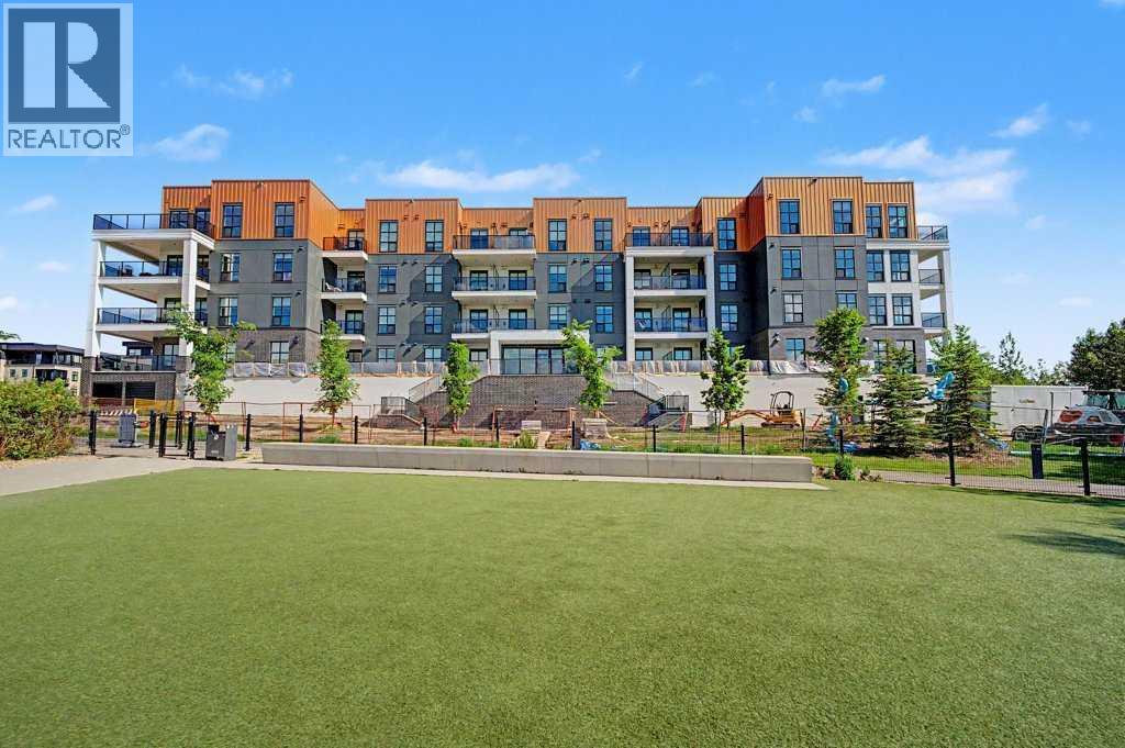Apartment for Sale in 2214, 4270 Norford Avenue NW|Calgary, Alberta T3B6A8