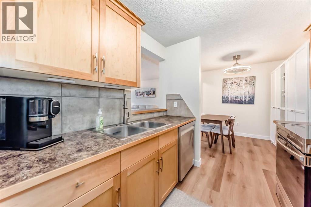 Apartment for Sale in 3207, 13045 6 Street SW|Calgary, Alberta T2W5H1 2