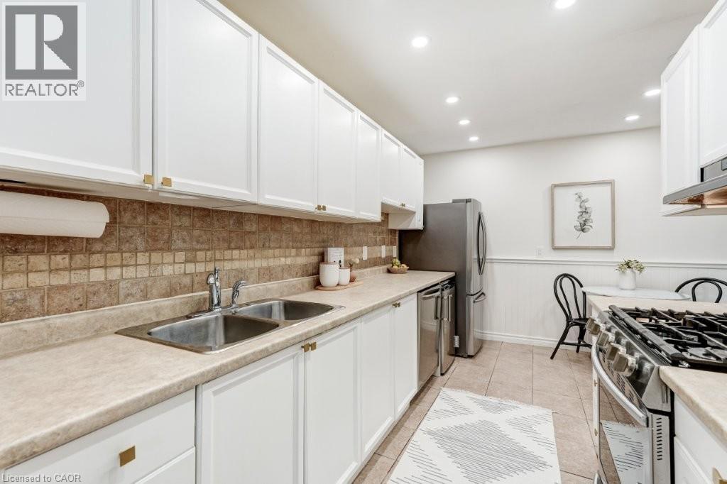 Row / Townhouse for Sale in 6240 MONTEVIDEO Road Unit# 41|Mississauga, Ontario L5N2N7 5