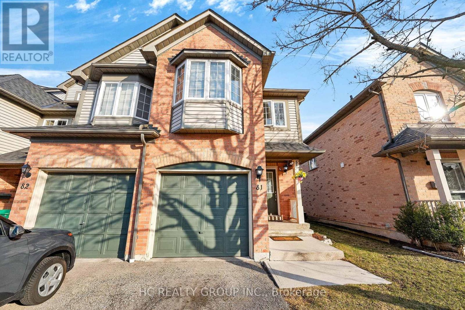 Row / Townhouse for Sale in 81 - 2080 LEANNE BOULEVARD|Mississauga (Sheridan), Ontario L5K2S6 2