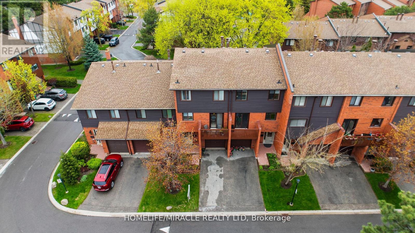 Row / Townhouse for Sale in 32 - 4165 FIELDGATE DRIVE|Mississauga (Rathwood), Ontario L4W2M9
