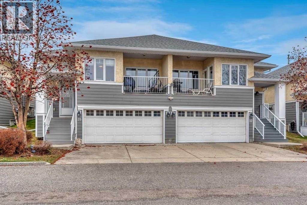 Duplex for Sale in 35, 72 Millside Drive SW|Calgary, Alberta T2Y2P9 2