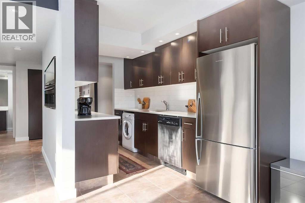 Apartment for Sale in 11, 1230 Cameron Avenue SW|Calgary, Alberta T2T0K9 5