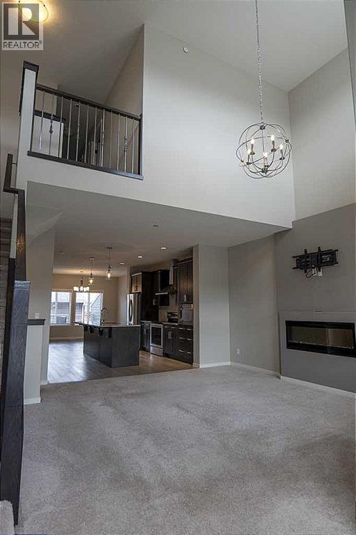 House for Sale in 124 Howse Avenue NE|Calgary, Alberta T3P0W1 4