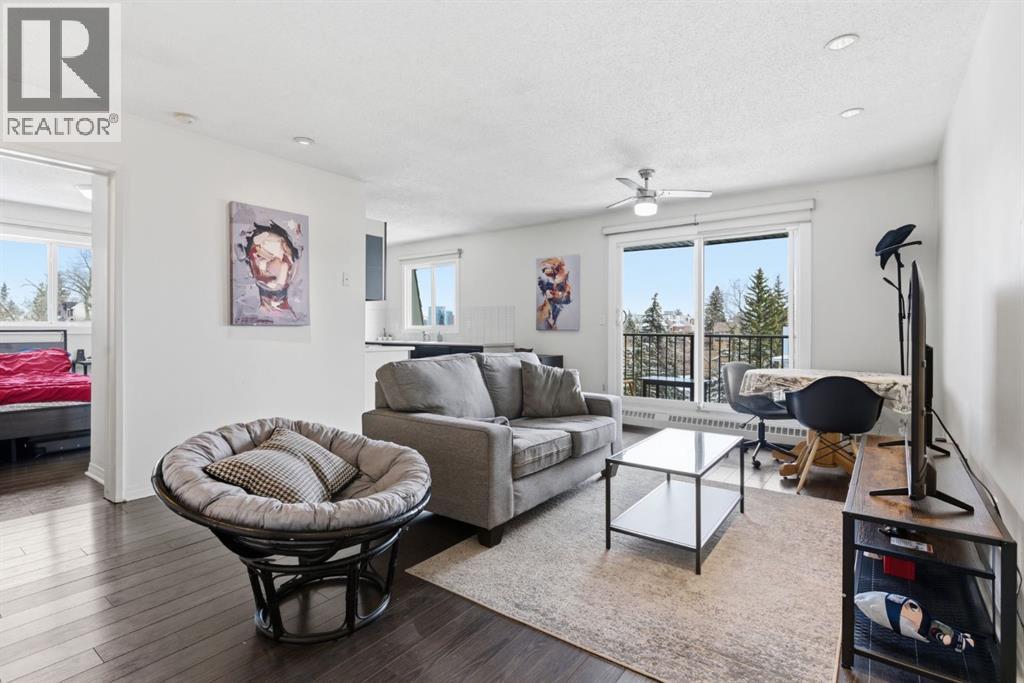 Apartment for Sale in 302, 2508 17 Street SW|Calgary, Alberta T2T4M8