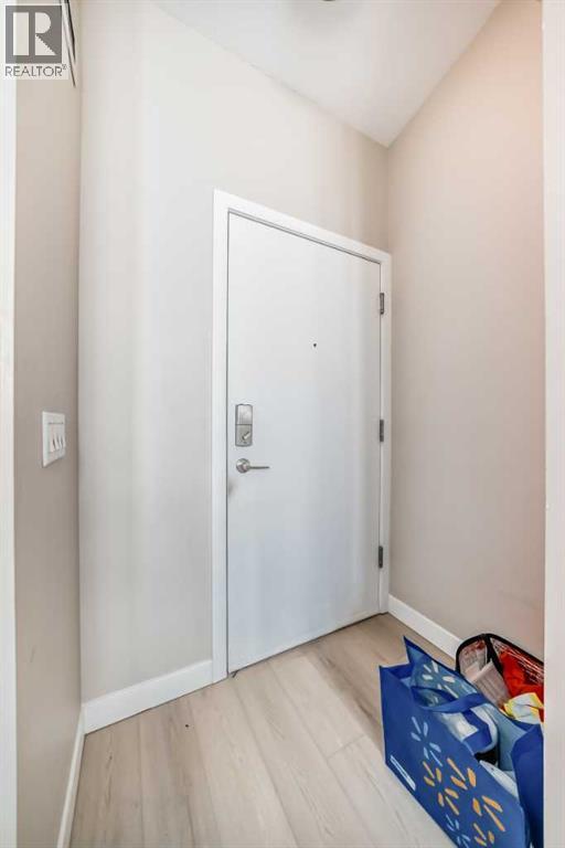 Apartment for Sale in 412, 4303 1 Street NE|Calgary, Alberta T2E7M3 4