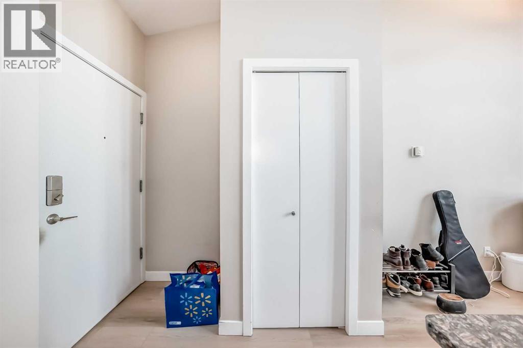 Apartment for Sale in 412, 4303 1 Street NE|Calgary, Alberta T2E7M3 5