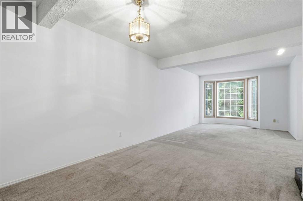 Row / Townhouse for Sale in 80 Abberfield Court NE|Calgary, Alberta T2A7N4 4